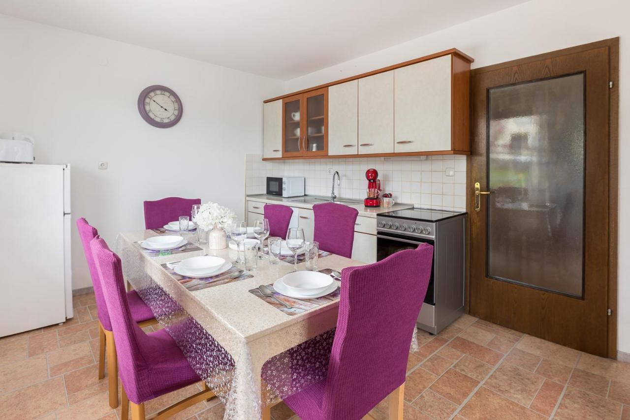 Apartment Valy - Free Bikes, Relaxing Terrace & Near Bled Buitenkant foto