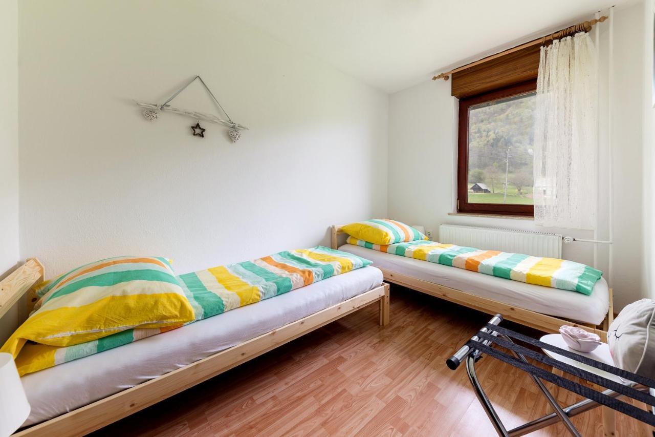 Apartment Valy - Free Bikes, Relaxing Terrace & Near Bled Buitenkant foto