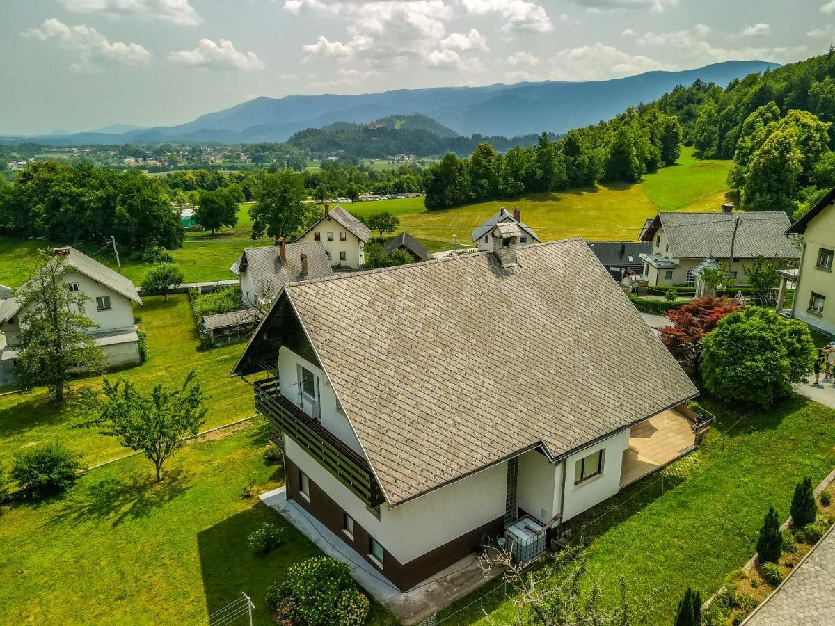 Apartment Valy - Free Bikes, Relaxing Terrace & Near Bled Buitenkant foto
